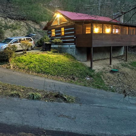 Willa The Robins Nest With Hot Tub Pigeon Forge Zewnętrze zdjęcie